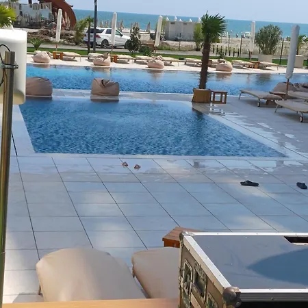 Sunrise Mv 14 Apartment